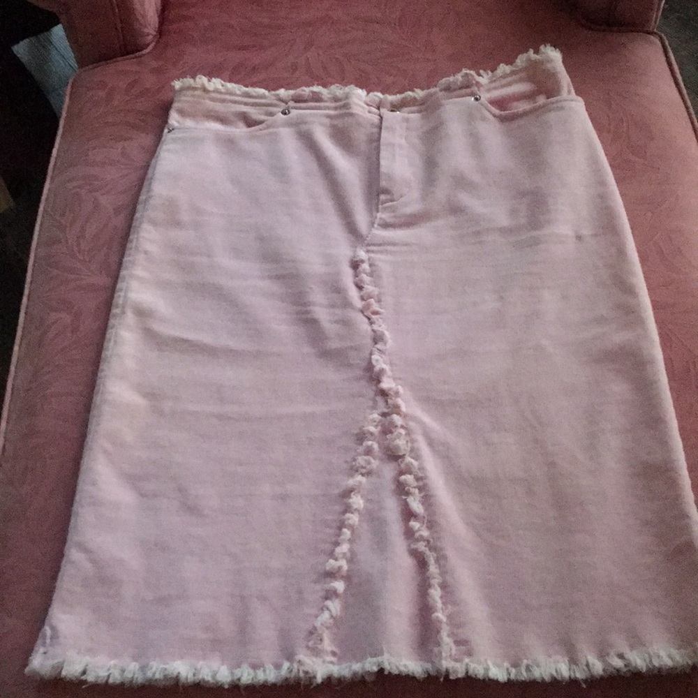 Corduroy baby pink skirt Size M